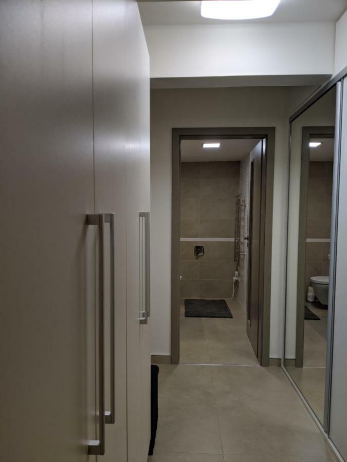 Ap10 - Apartments 4U Brezinova "Overnight Simply" Hradec Králové Екстериор снимка